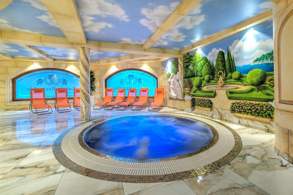 Hotel Krolewski Янов Любелски Екстериор снимка