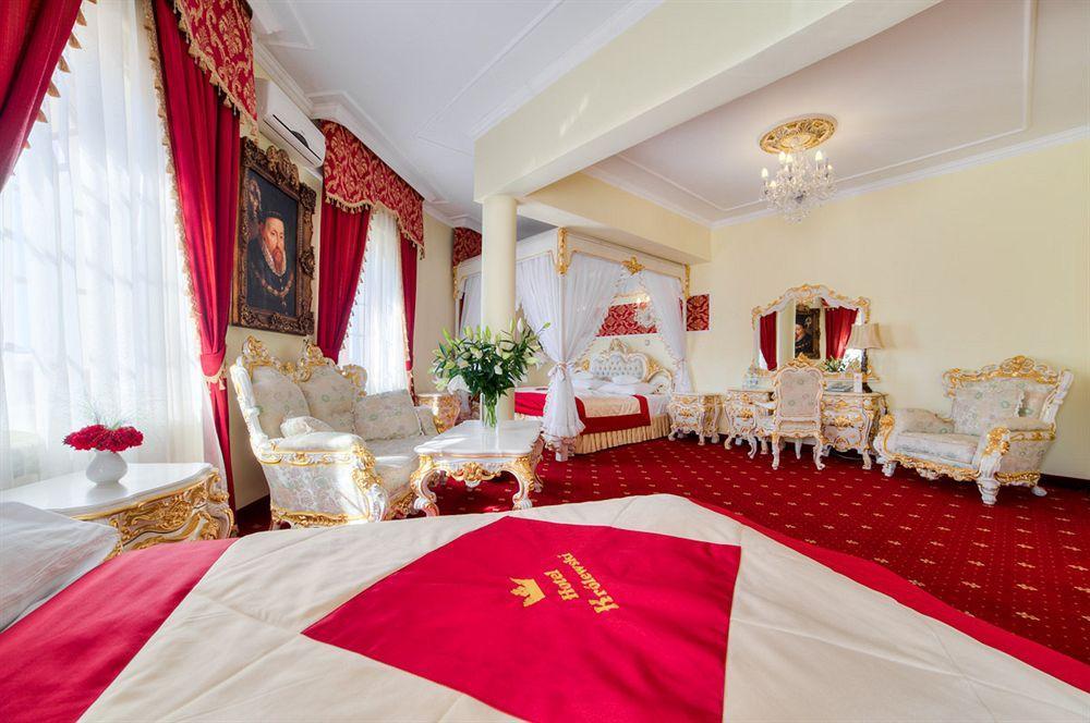 Hotel Krolewski Янов Любелски Екстериор снимка