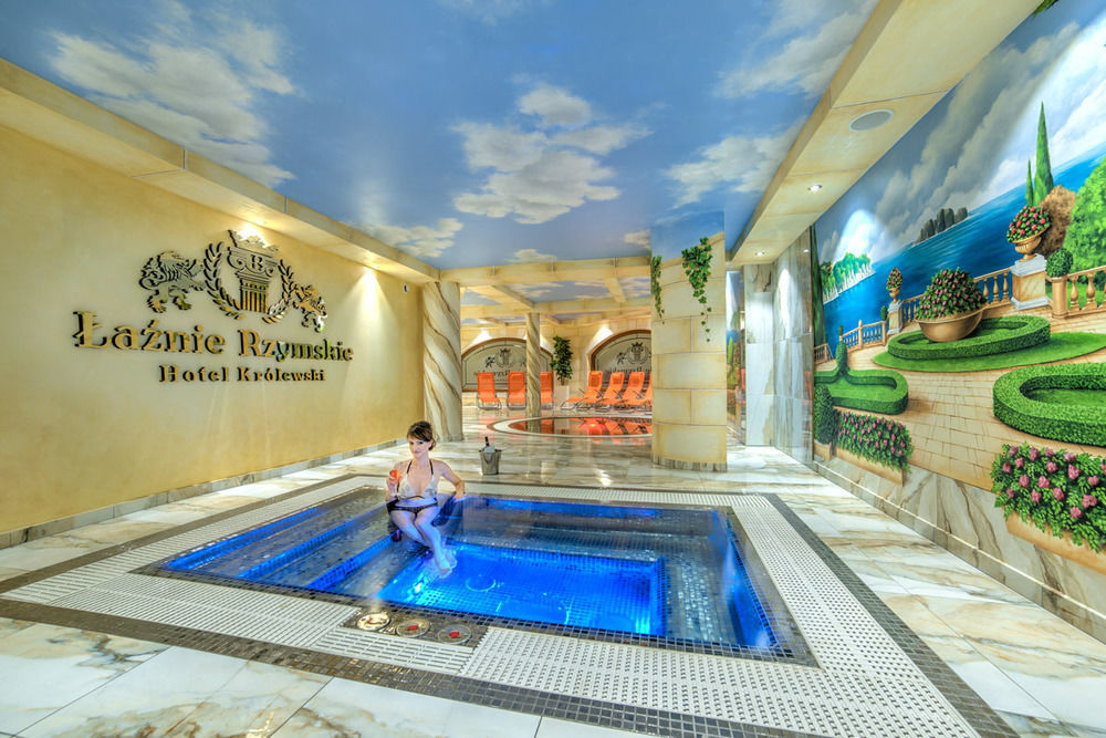 Hotel Krolewski Янов Любелски Екстериор снимка