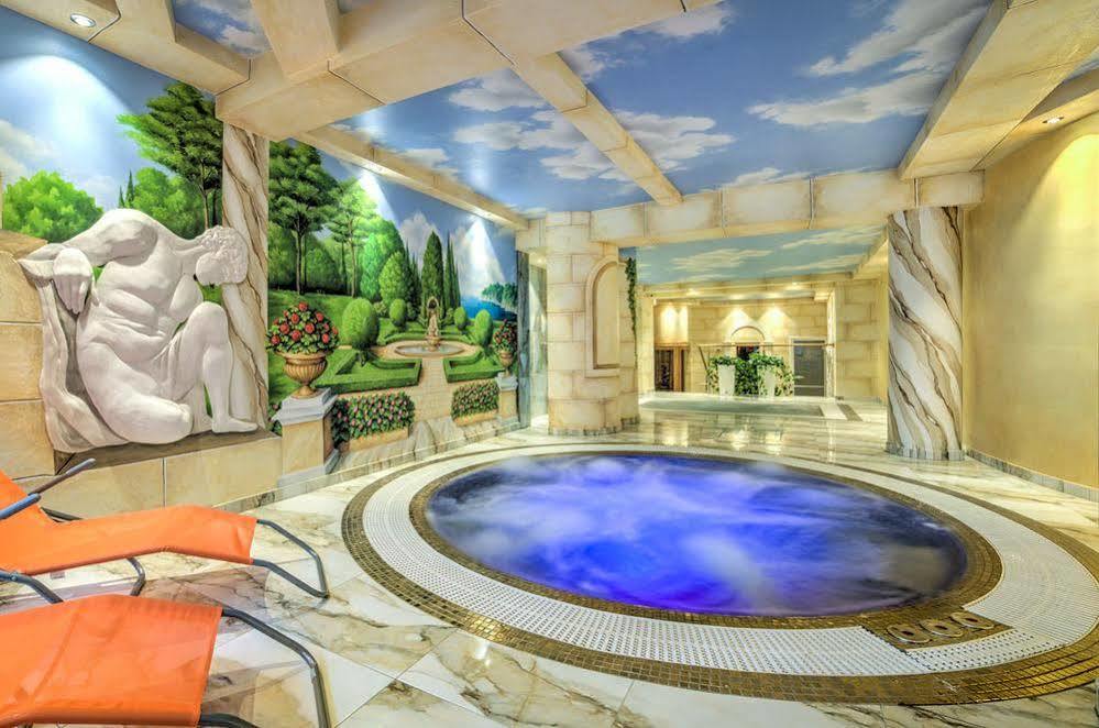 Hotel Krolewski Янов Любелски Екстериор снимка