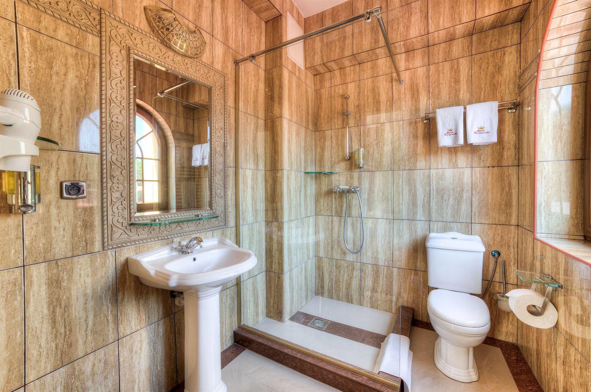 Hotel Krolewski Янов Любелски Екстериор снимка